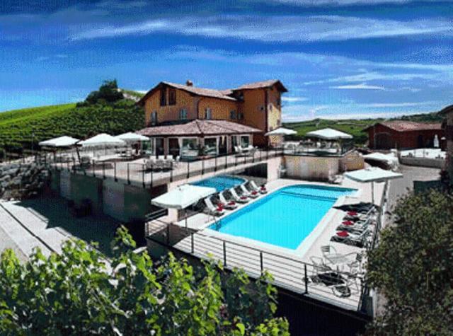 Mongalletto Castellinaldo ภายนอก รูปภาพ