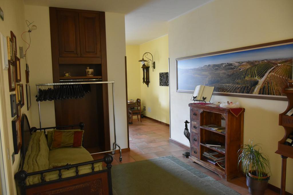 Mongalletto Castellinaldo ภายนอก รูปภาพ