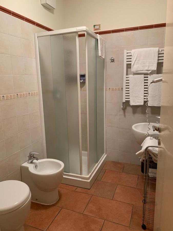 Mongalletto Castellinaldo ภายนอก รูปภาพ