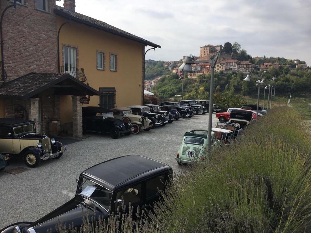 Mongalletto Castellinaldo ภายนอก รูปภาพ