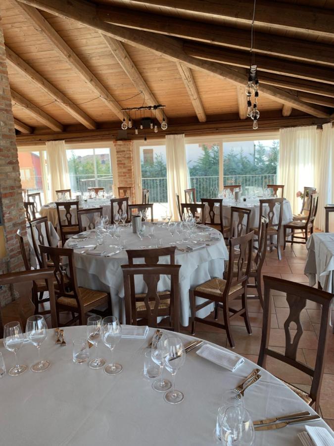 Mongalletto Castellinaldo ภายนอก รูปภาพ